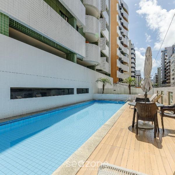 Prédio c/ piscina a apenas 700 m da Praia de Ponta Verde - MBRs