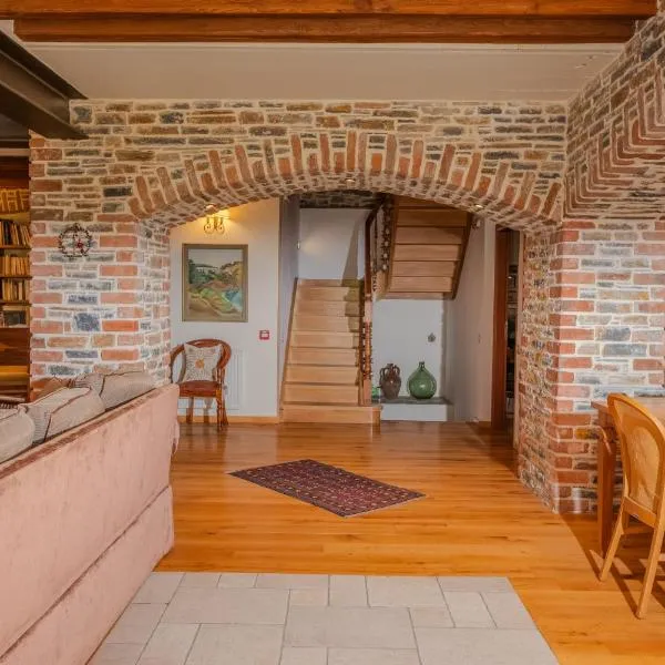 xenonas ton xromaton - Guest house of colors: Lafkos şehrinde bir otel