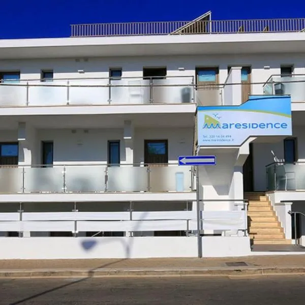 Maresidence - il Residence sul mare a Torre Pali, hotel v destinaci Torre Pali