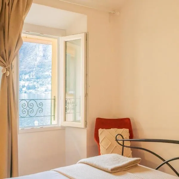 La Finestra Sul Molo by Rent All Como, hotel v destinácii Torno