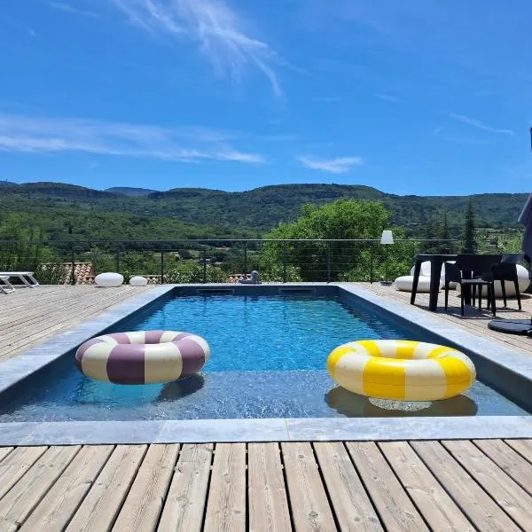 Viesnīca La Possibilité d'une Ile pilsētā Apta