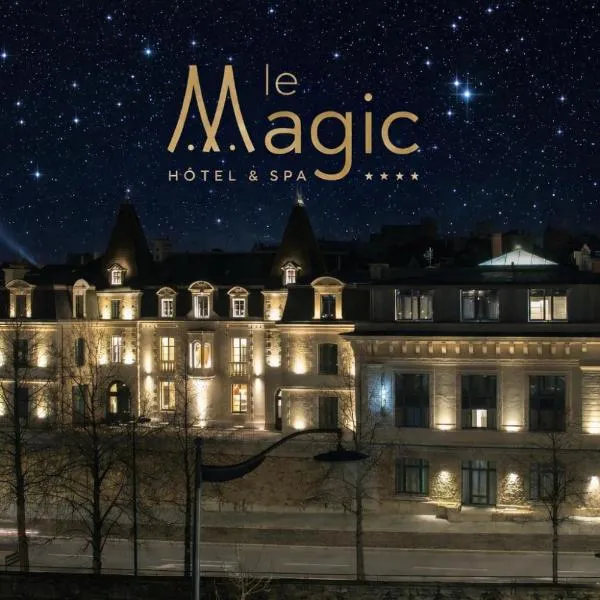 Le Magic Hôtel & Spa, hotel u gradu 'Vitré'