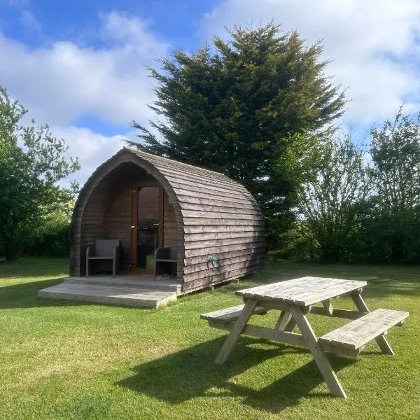 Ronam Glamping 2 Berth Pod, hotel di Anderby