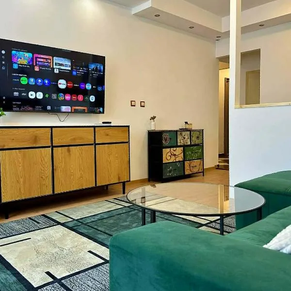 VestaLak, hotel a Tata