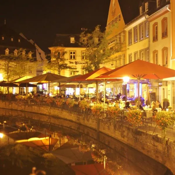 Hotel am Markt, hotel em Saarburg