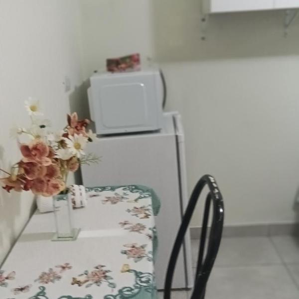 Pousada Santos 4, kitnet confortável com ar condicionado - Foto 4