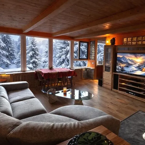 Chalet DolceVista con SPA, vicino a Cortina d'Ampezzo, hotel a Borca di Cadore