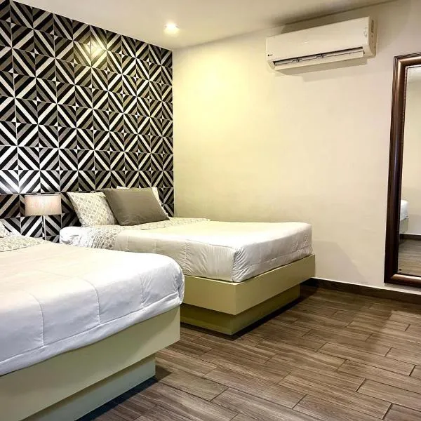 LÁZARO D primer piso, готель у місті Монтеррей