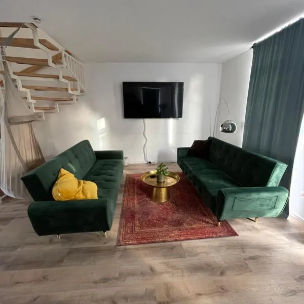 Urban house for families and Berlin tourists, Hotel in Teltow