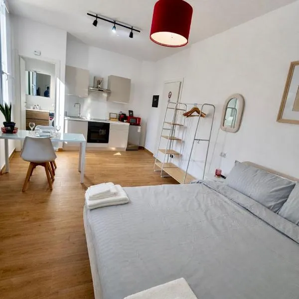 Modern Studio in Milan - Luna 1, hotel a Milà