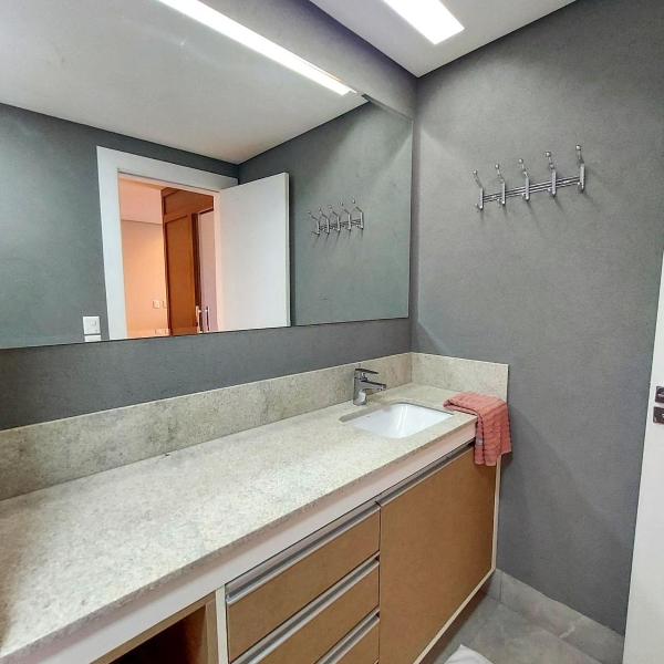Refúgio Tranquilo e Elegante no Prime Flat - Foto 3