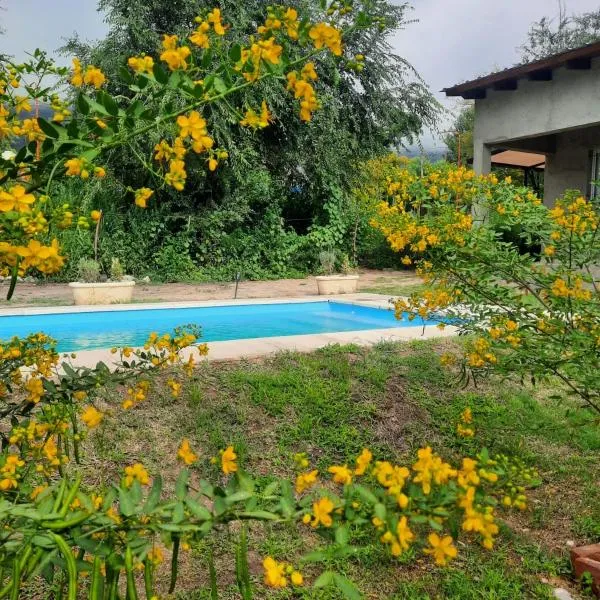 Cabaña La Kalma, hotelli kohteessa Santa María