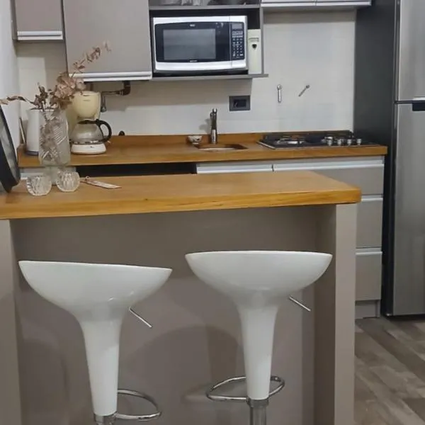 Departamento 1 dormitorio -opcional cochera-，里奧誇爾托的飯店