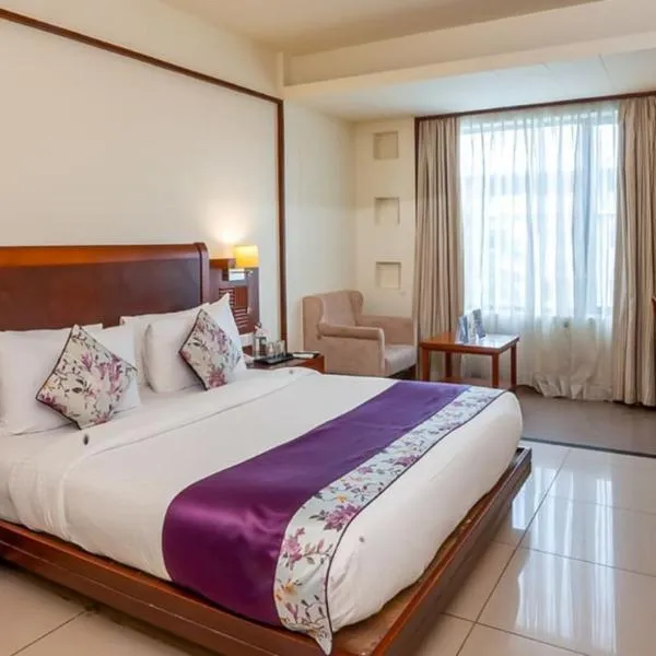 Royal Orchid Central, Shimoga, hotelli kohteessa Shimoga