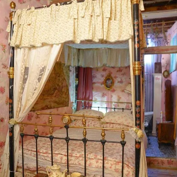 Tina's Art Home - Venetian Walls District, hotel a Nicòsia