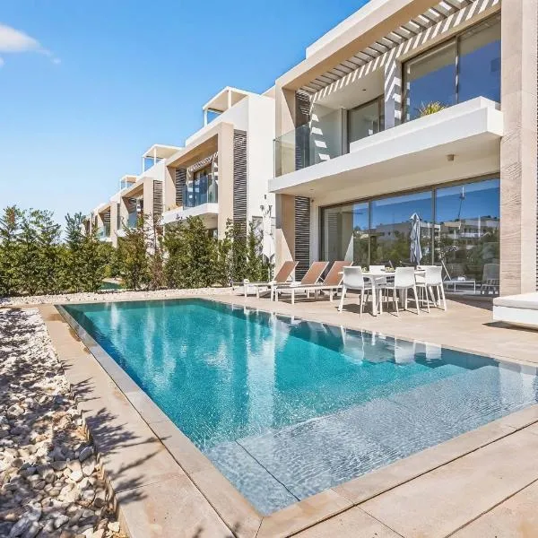 Azure Leda Villa, hotel in Protaras