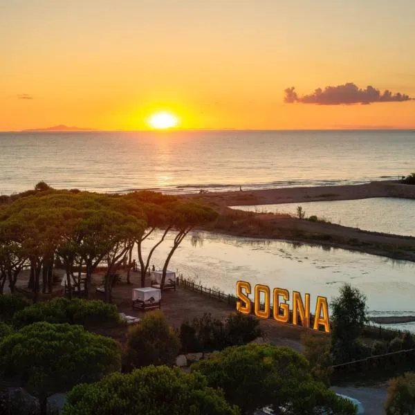 알비니아에 위치한 호텔 NOMAD ARGENTARIO - Area Sosta Camper - Empty Pitch Only Campervan RV - SOLO Piazzole per il proprio CAMPER - Tariffa fino a 4 persone - Servizi inclusi