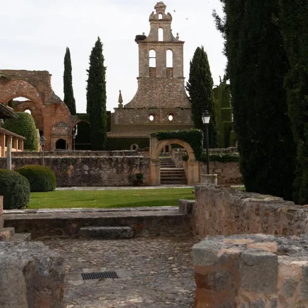 Los Claustros de Ayllón, hotel sa Ayllón