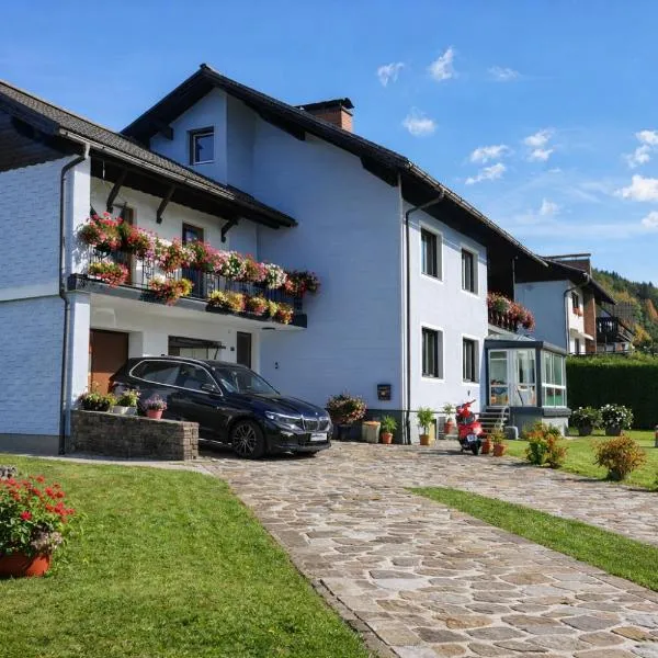 Haus Alpenland โรงแรมในมาเรียตเซลล์