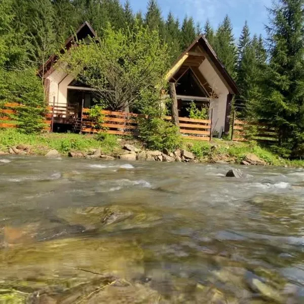 Барнхаус Карпатський подих、Krasnyyのホテル