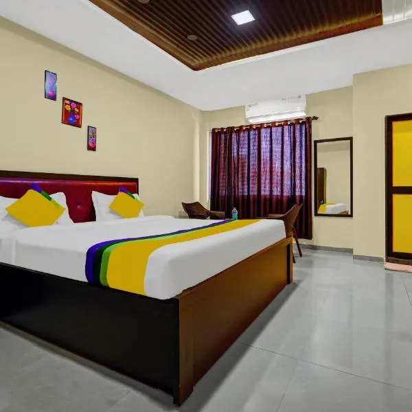 Itsy Hotels Sitara, hotel sa Satara