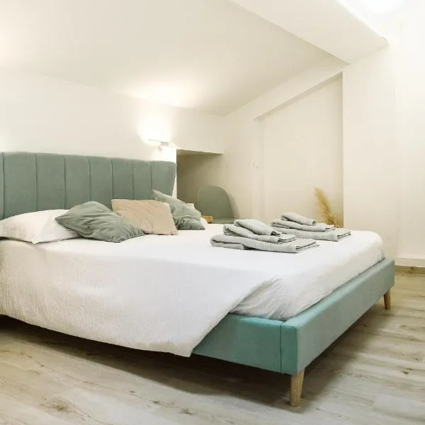 Ghiara Apartment Reggio Emilia historic center, hotell i Reggio Emilia