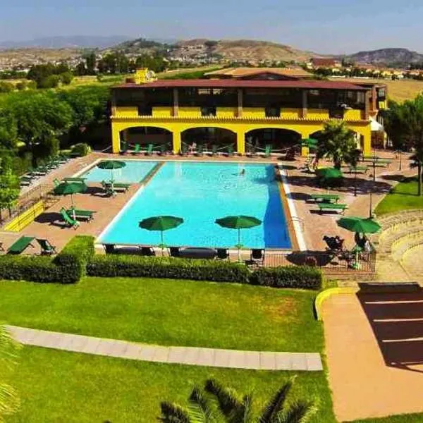 Marina del Marchese, hotel em Botricello