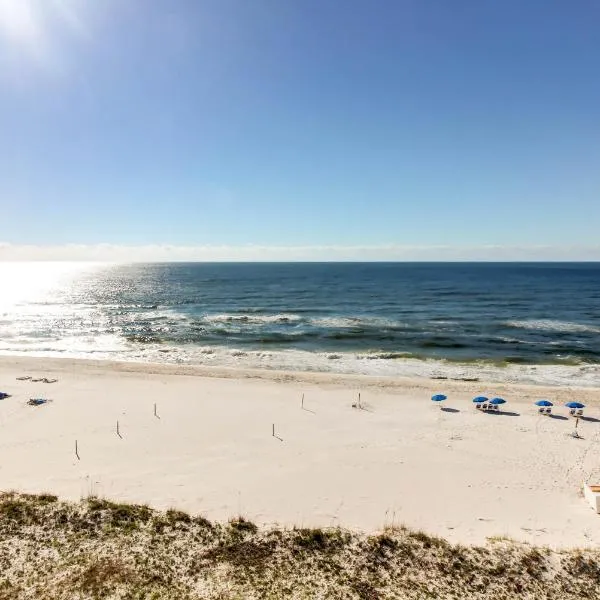 Ground-floor condo with pool hot tub & patio - walk to beach、ペルディード・キーのホテル