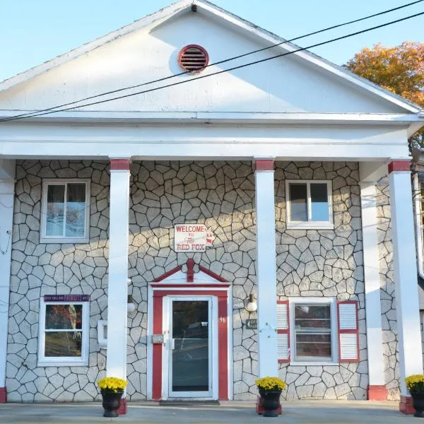 Redfox Motel, hotel in Foxborough