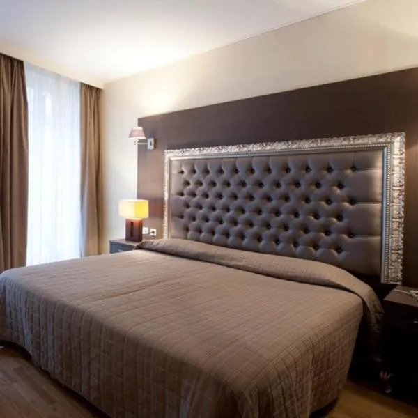 Hôtel Lebron, Hotel in Paris