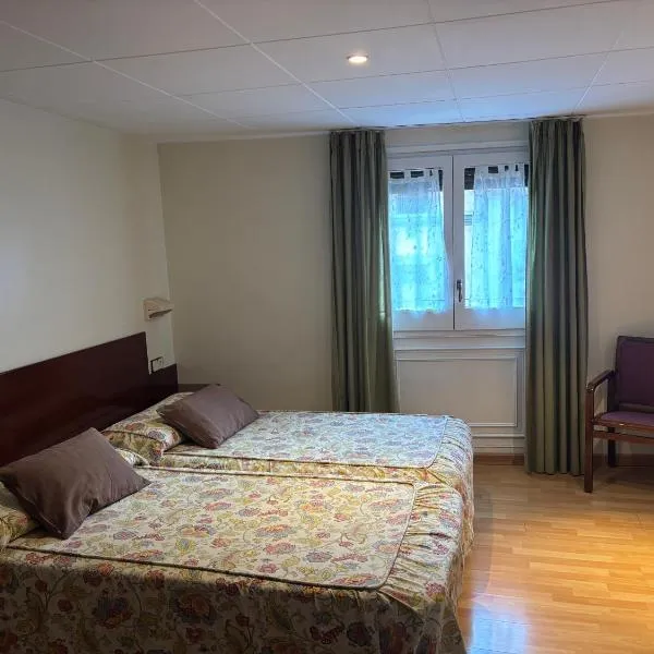 Hostal Ripollès, khách sạn ở Ripoll
