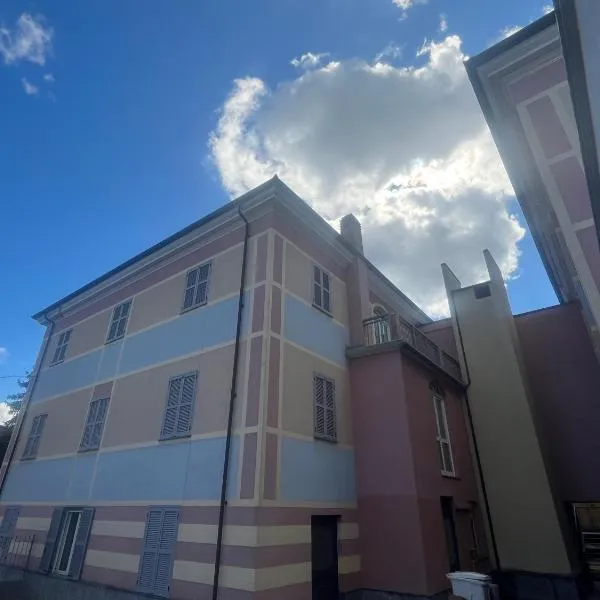 ALBERGO DELLA STAZIONE, hotelli kohteessa Cairo Montenotte