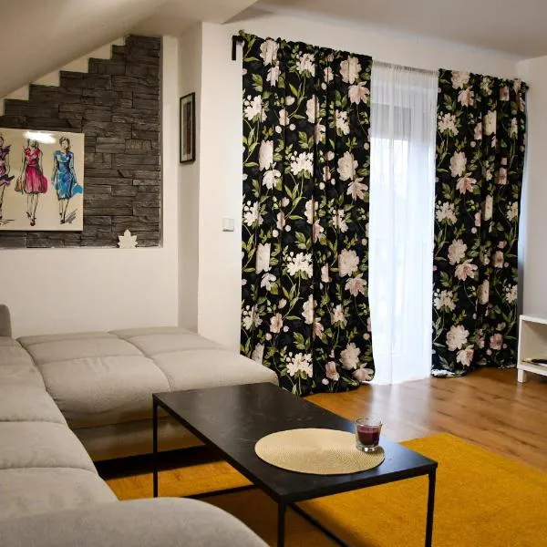 House in Village apartman Jelić, готель у місті Topolovac