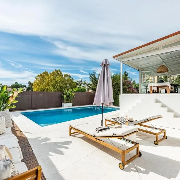 Cozy Villa With Pool In Marbella Nueva Andalucia、マルベーリャのホテル