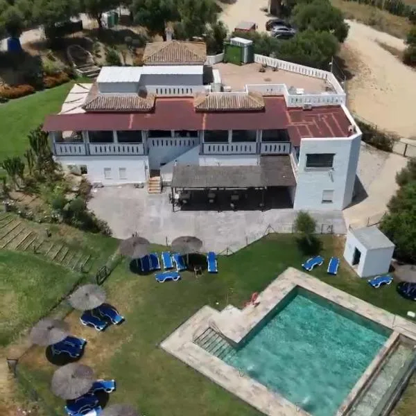 Hostal Restaurante Benalup Golf, hotel v destinácii Benalup Casas Viejas