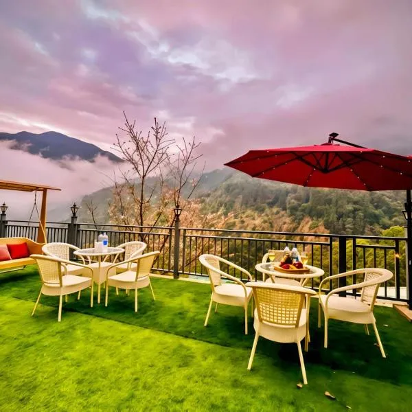 The Classic Pranav Resort A- Premium Property & Luxury Rooms With Mountain View, ξενοδοχείο σε Nainital