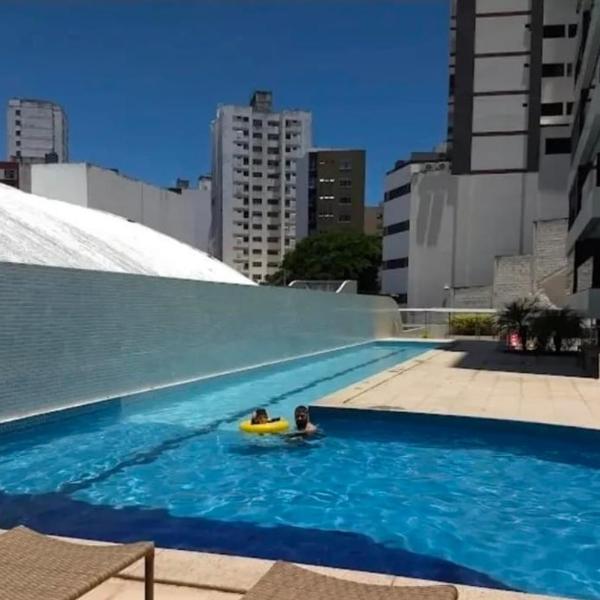 Barra Exclusive com vista piscina e academia