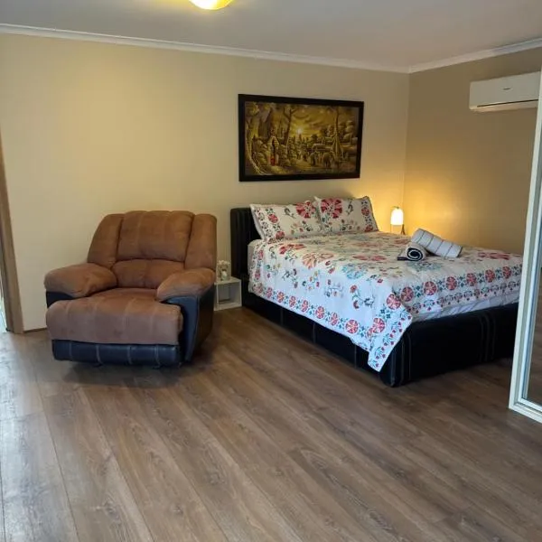 Shaun place, hotel a Old Reynella