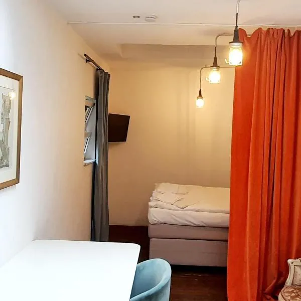 Helles Zimmer im Loft, hotel a Mannheim