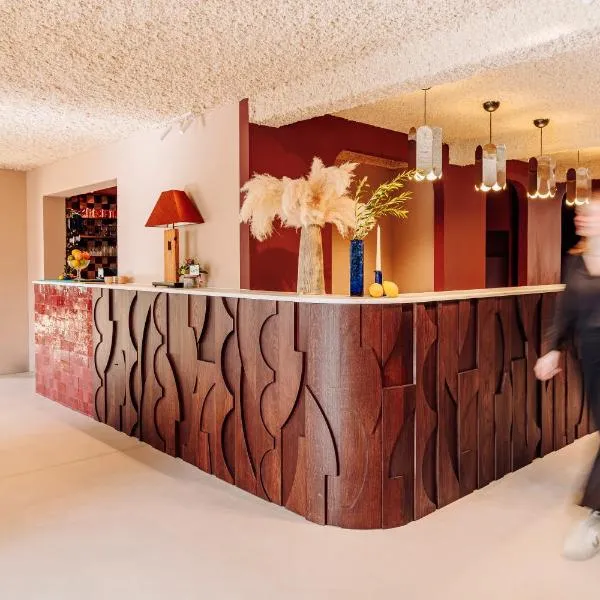 Hotel Melba, hotel em Bastogne