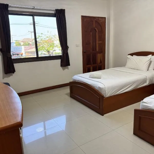 Panchan Place, hotel v destinaci Ubon Ratchathani