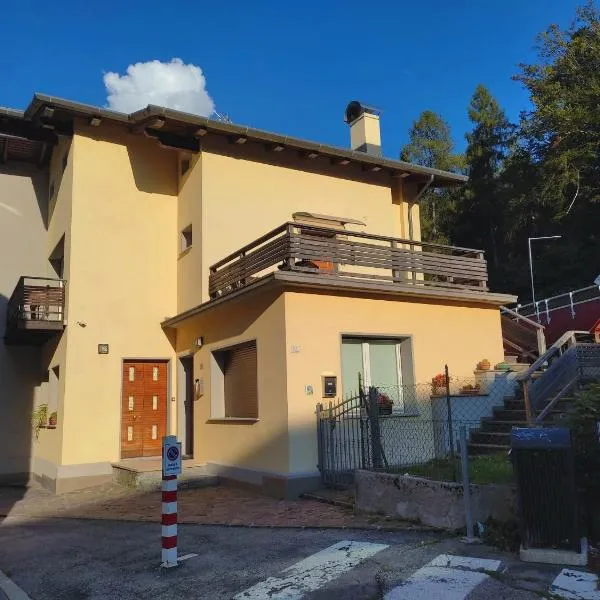 La Casetta Gialla, viešbutis mieste Pjeve di Kadorė