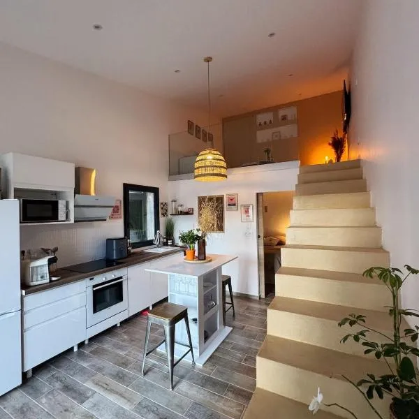 COZY LOFT - Maisonnette esprit loft, khách sạn ở Saint-Cannat