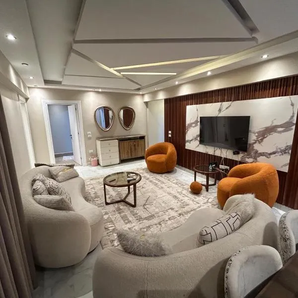 شقة فندقية المهندسين ميدان لبنان6, hotel in Caïro