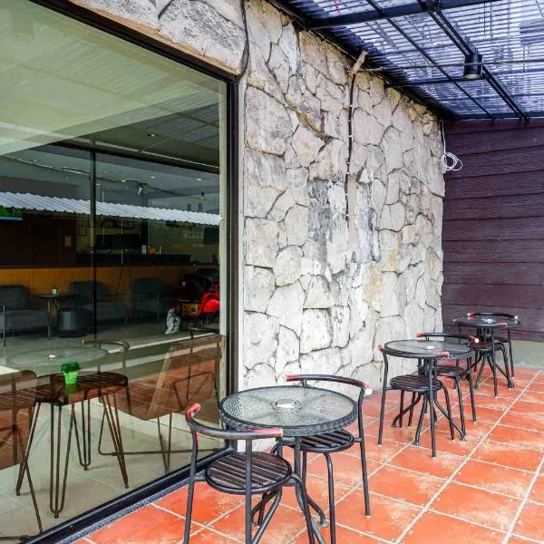 Sans Hotel Ekkon Yogyakarta by Reddoorz, hotel sa Yogyakarta