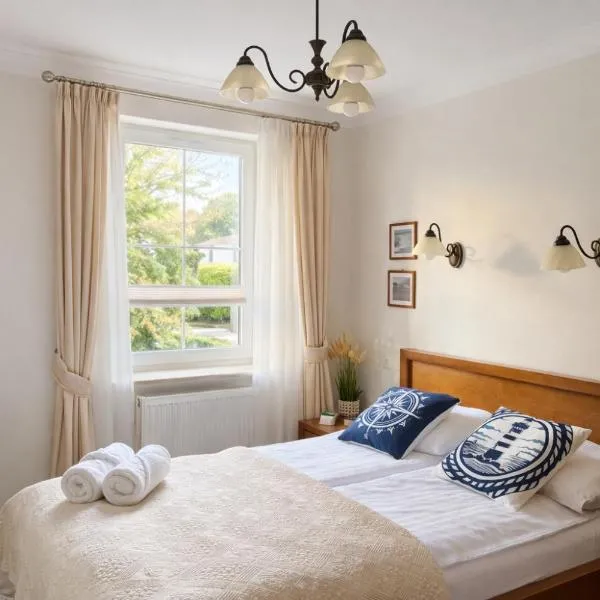 Apartament Boso na plażę z garażem, 5 min plaża, centrum Ustka, ξενοδοχείο σε Ούστκα