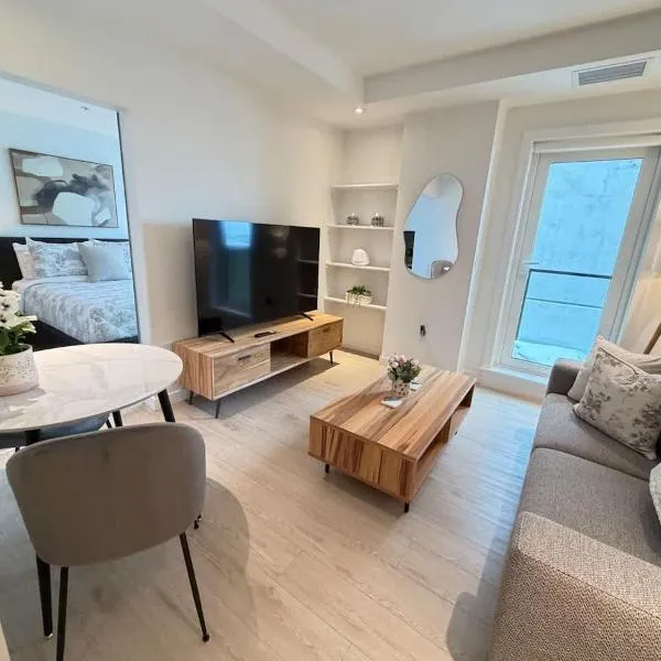 Spotless 1 BR in North End HFX with 6 appliances, hotel en Halifax