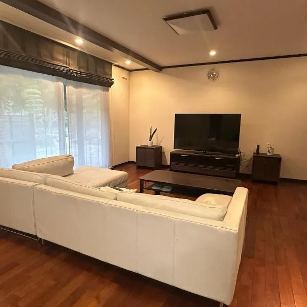 The Nine Kings, hotel Imabariban