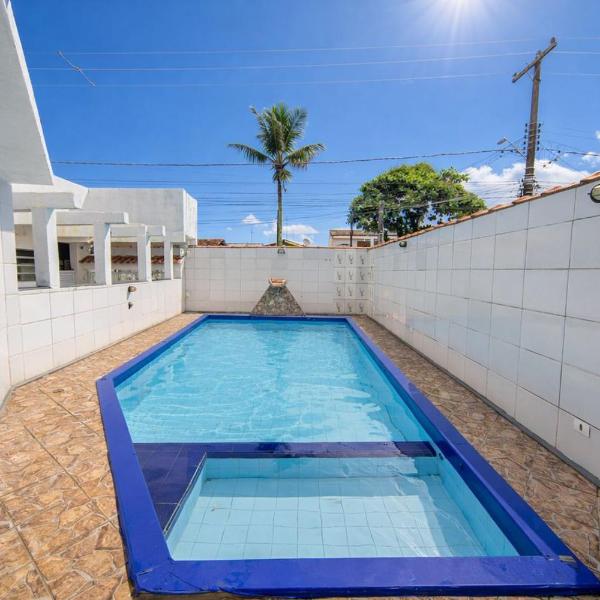 Casa com Piscina e Churrasqueira no Savoy