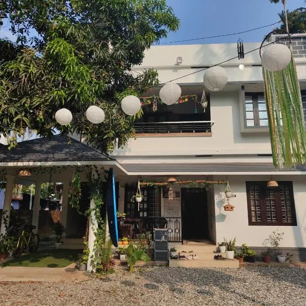 Shamak Homestay Varkala, hótel í Varkala